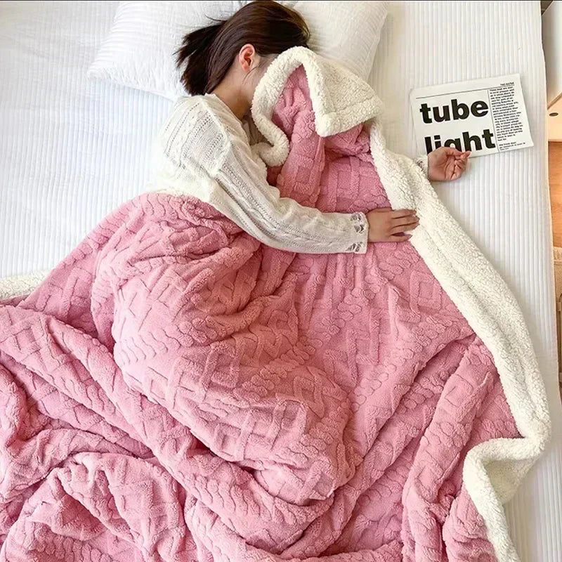 FrostHaven Winter Blanket – Lambswool & Fleece, Extra Soft & Comfortably Warm