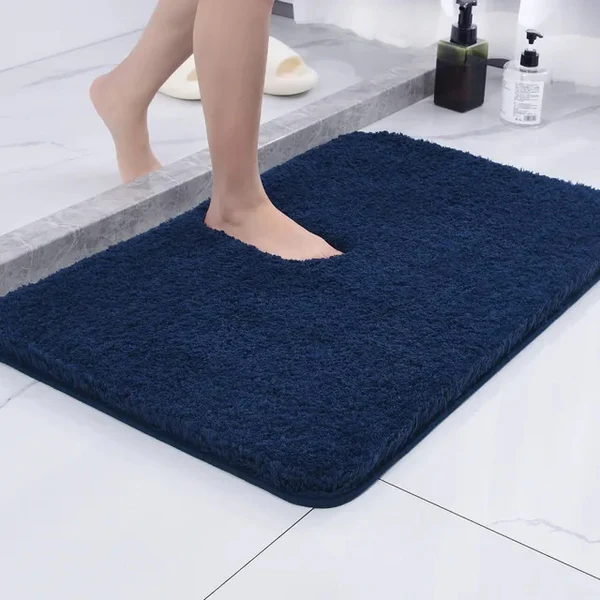 AquaLuxe Plush Bath Rug – Quick Dry