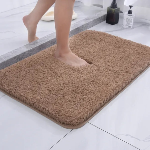 AquaLuxe Plush Bath Rug – Quick Dry