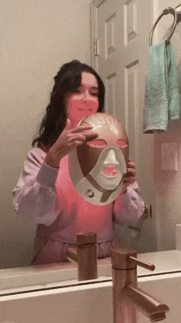LumiAura LED Glow Mask – Advanced Light Therapy Beauty Device for Radiant Skin