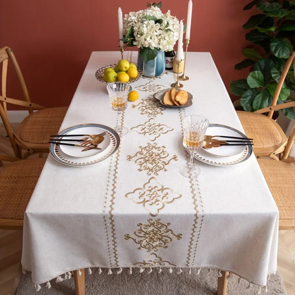 Sorella Luxe Embroidered Tablecloth – Elegant Dining