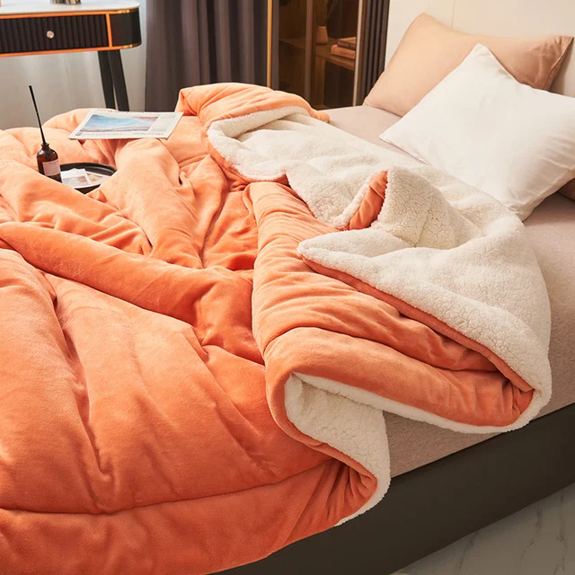VeloraSnug – Luxury Warm Flannel Fleece Blanket