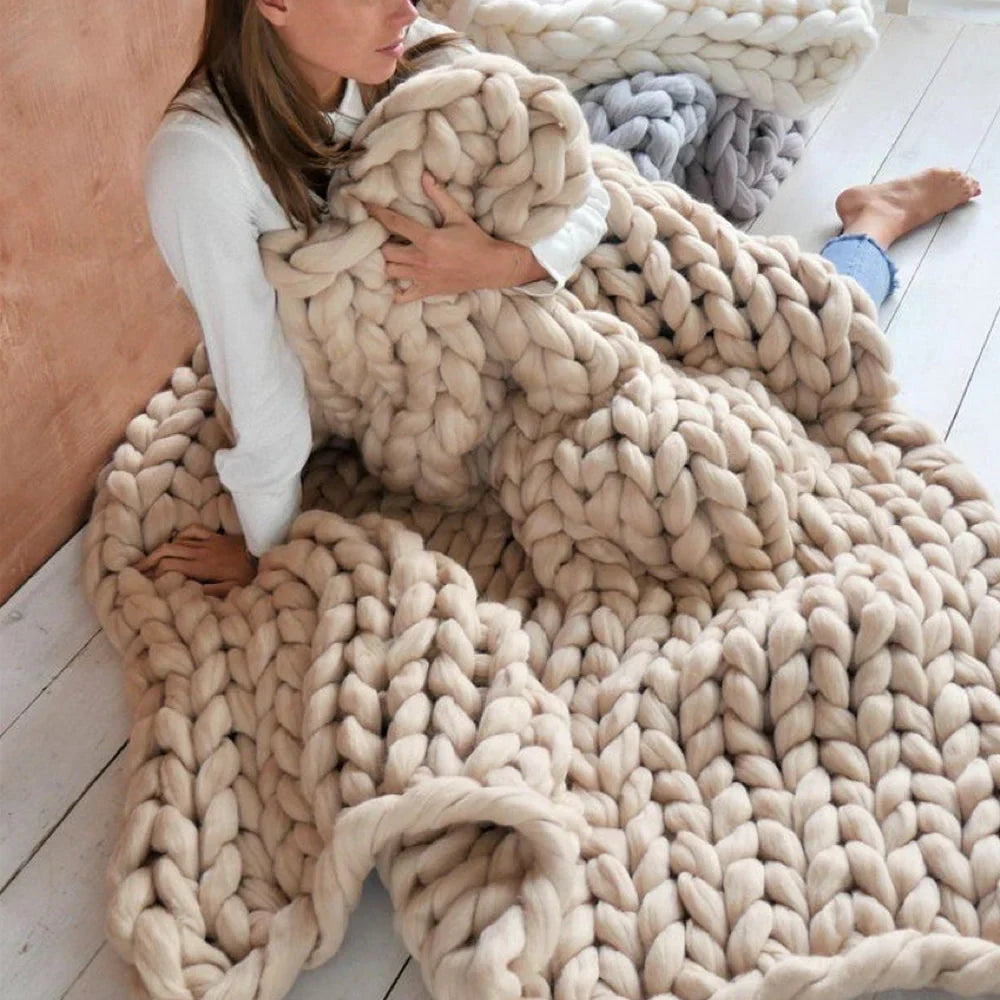CozyLoop XL – DIY Chunky XL Yarn | Extra Thick, Soft & Perfect for Blankets and Cushions