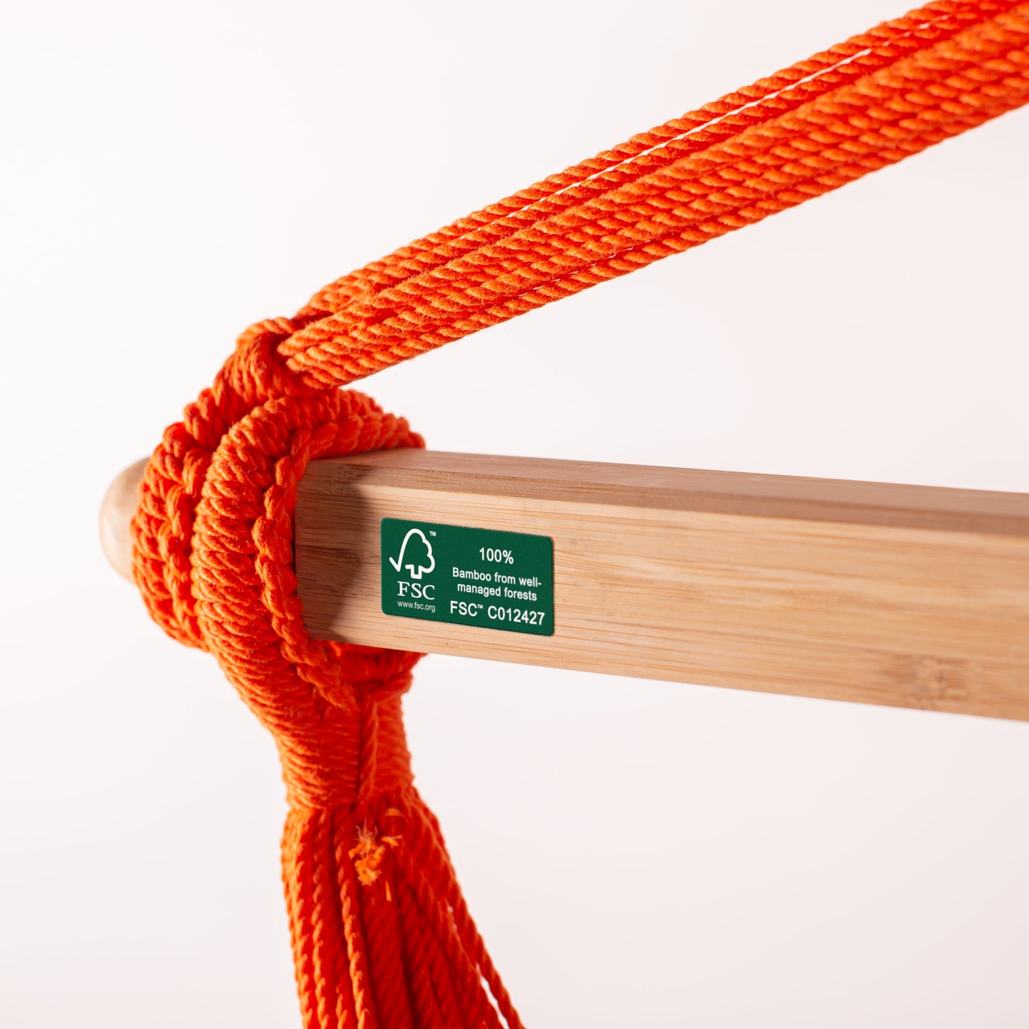 Rojo - Weather-Resistant Comfort Hammock Chair