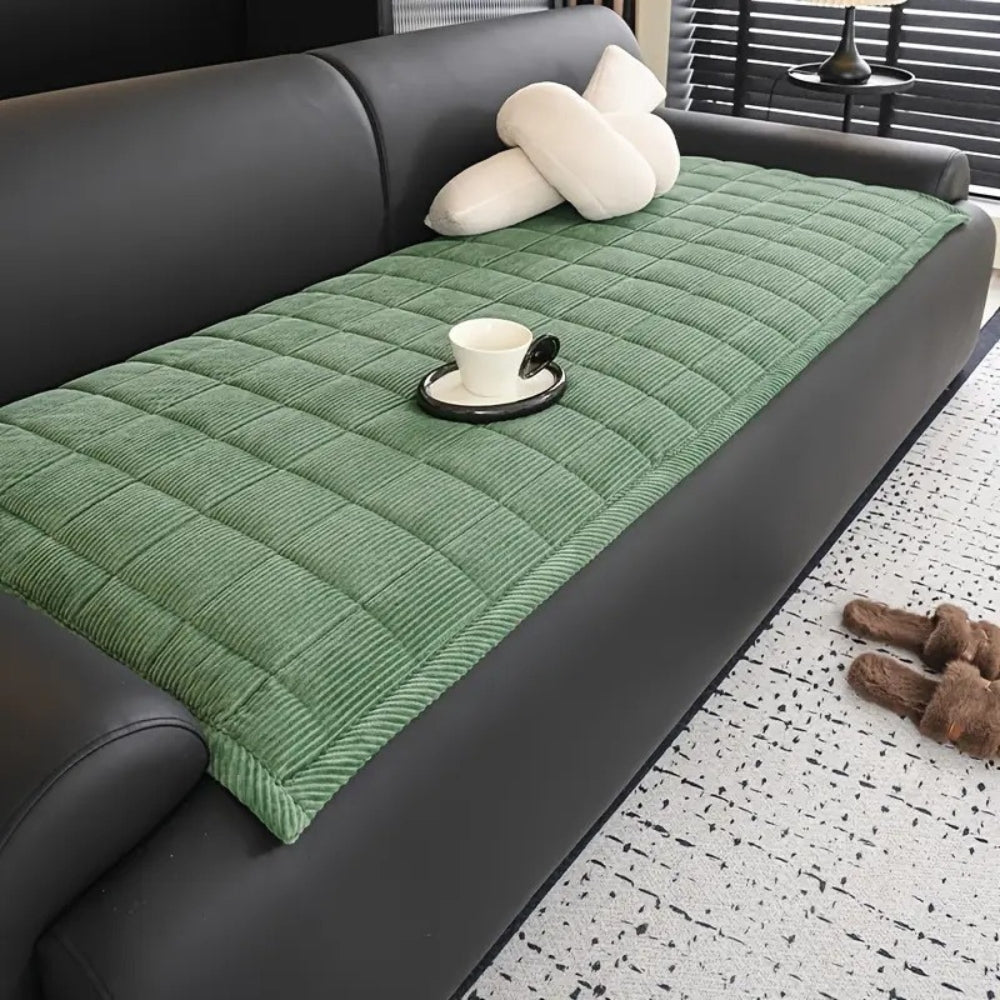 Metrova LineGuard – Metro Line Quilted Couch Cover Mat