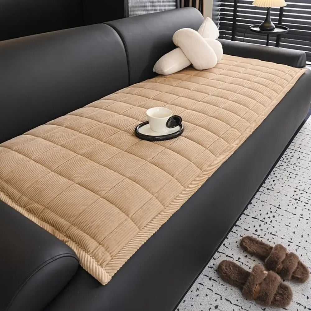 Metrova LineGuard – Metro Line Quilted Couch Cover Mat