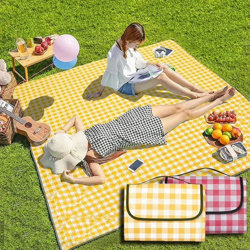 200x200cm Portable Camping Mat with Carry Bag – Waterproof Thickened Washable Picnic Blanket for Beach, Hiking, Travel & Outdoor Use