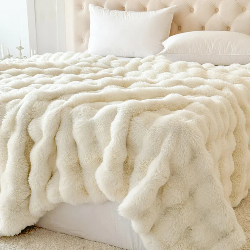 VelvetNest Throw Blanket | Double-Layer & Extra Thick | Soft Rabbit Fur Imitation | Versatile & Easy Care