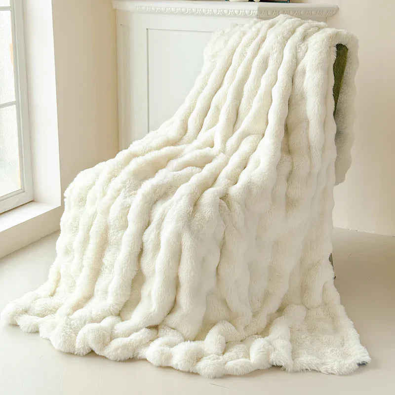 VelvetNest Throw Blanket | Double-Layer & Extra Thick | Soft Rabbit Fur Imitation | Versatile & Easy Care
