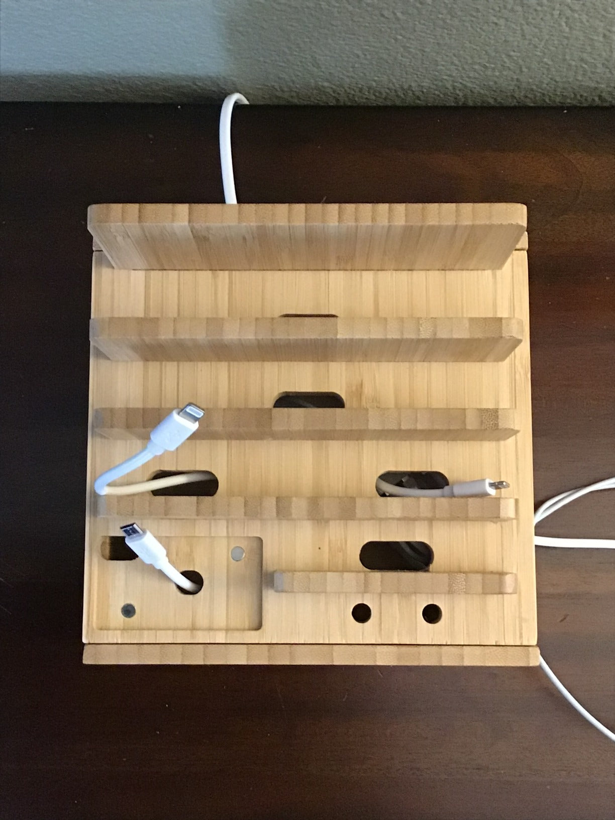 Tekavo ChargeDock Bamboo Charging Station | 5-Port USB Organizer for Phone, Tablet & Smartwatch