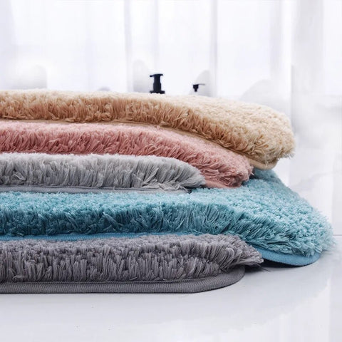 AquaLuxe Plush Bath Rug – Quick Dry
