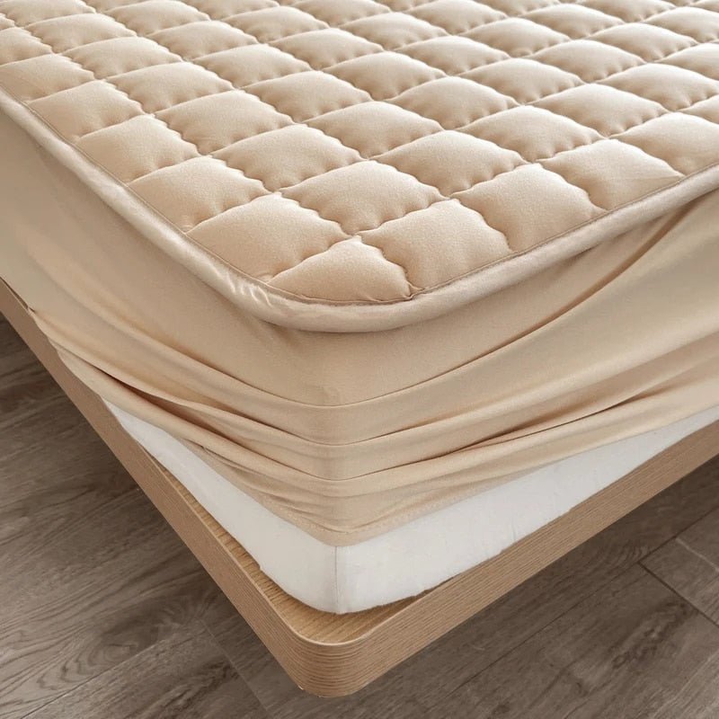 SleepAura Pad – Luxury Soft Breathable Hygienic Mattress Protector