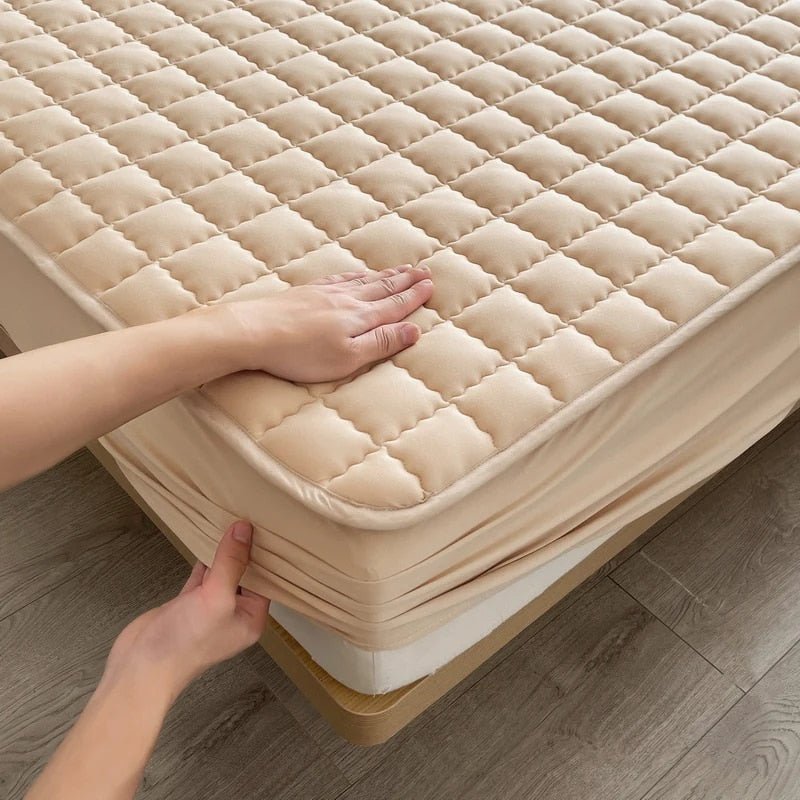 SleepAura Pad – Luxury Soft Breathable Hygienic Mattress Protector